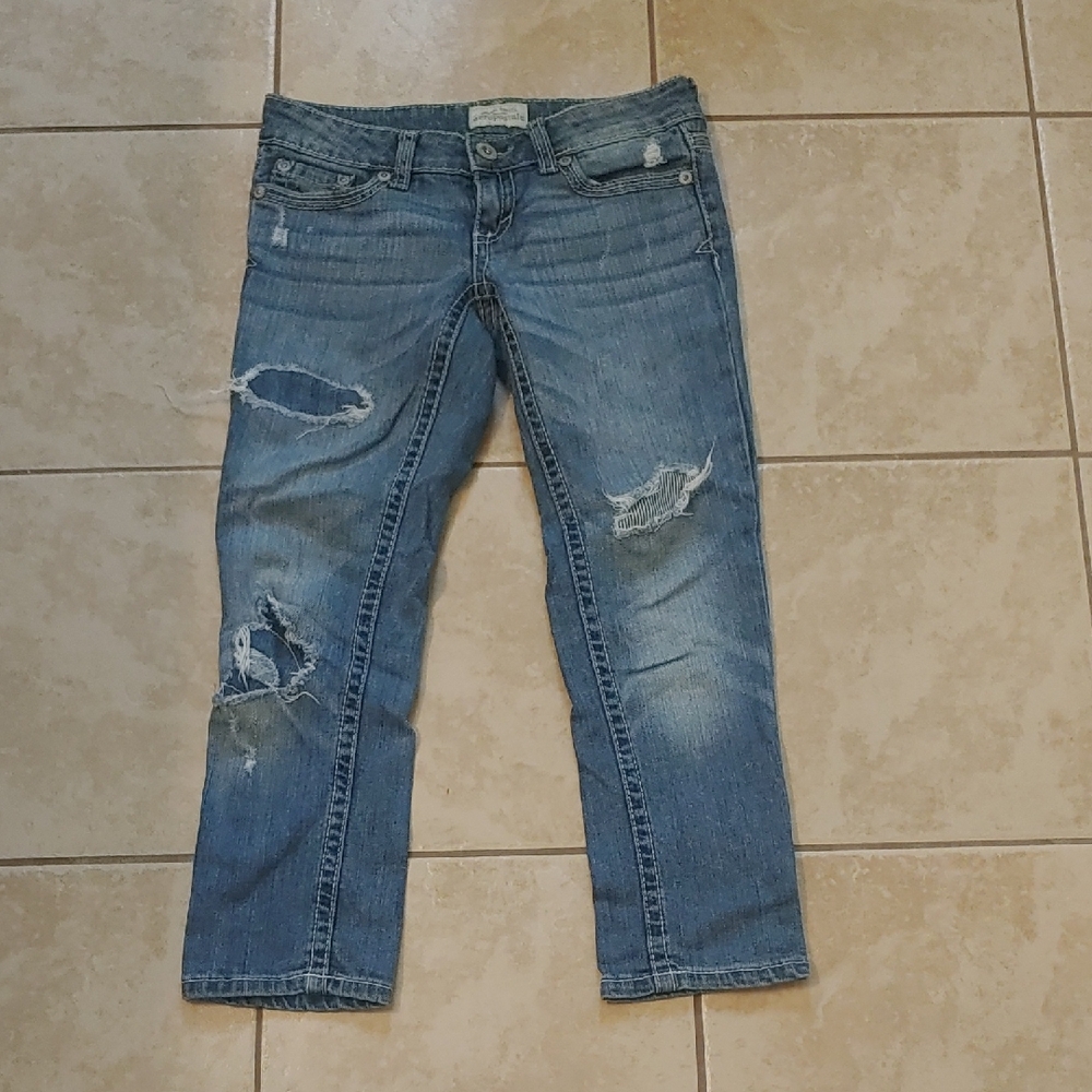 VTG Aeropostale Low Rise Cropped Jeans Distressed, Size 26 In.